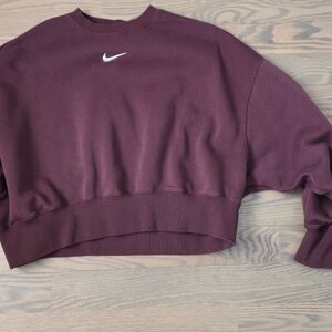 Nike Maroon Cropped Sweatshirt